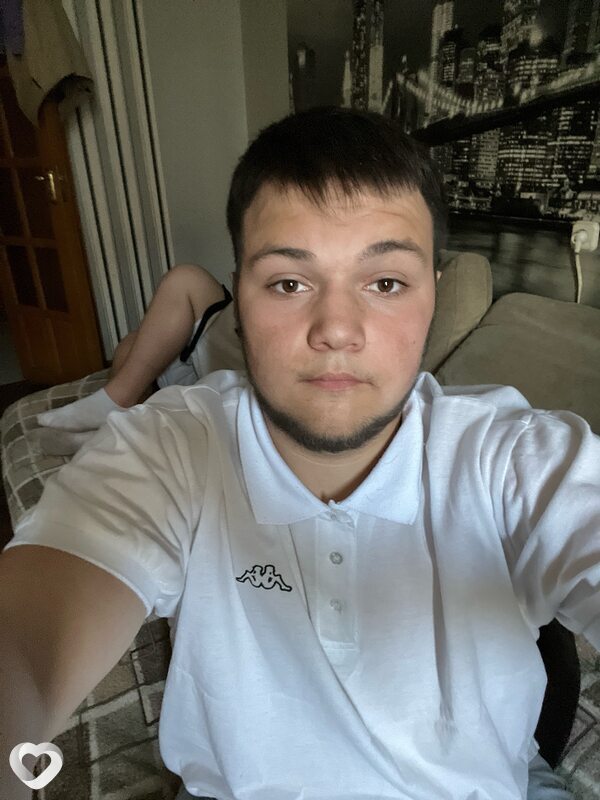 Богдан, 20, Пинске — анкета №2043778