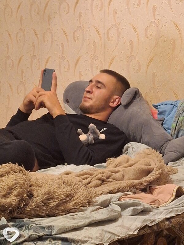 Максим, 27, Орёл — анкета №2043627