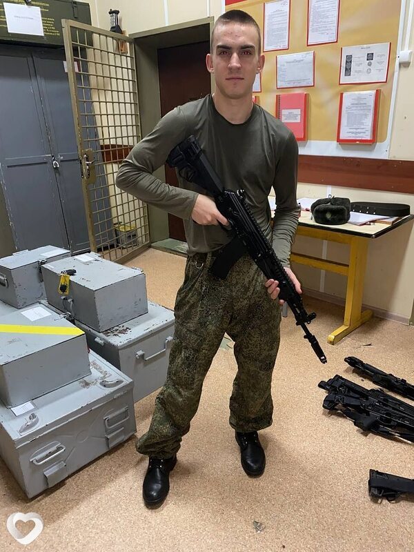 Павел, 21, Санкт-Петербурге — анкета №2043883