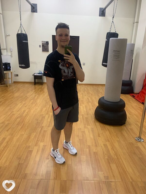 Александр, 25, Магнитогорске — анкета №2044635