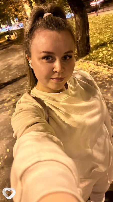Юлия, 25, Омске — анкета №2044673