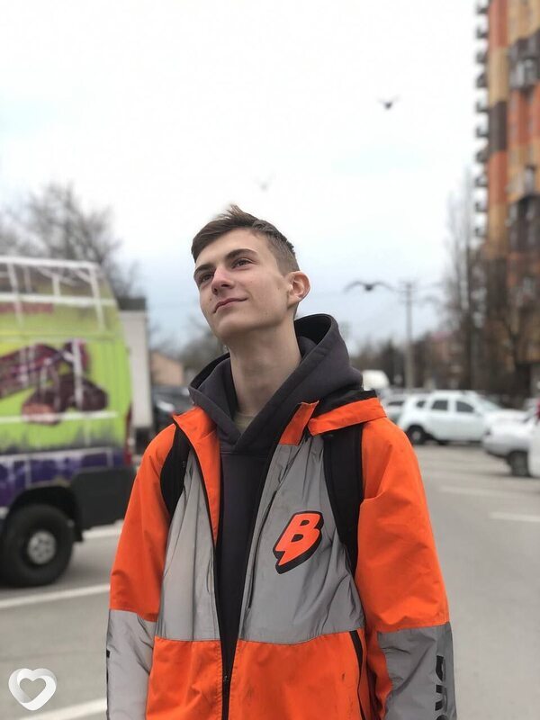 Женя, 20, Ростове-на-Дону — анкета №2045242