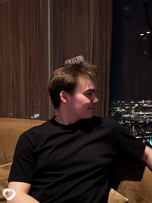 Дмитрий, 24, Москве — анкета №2045196