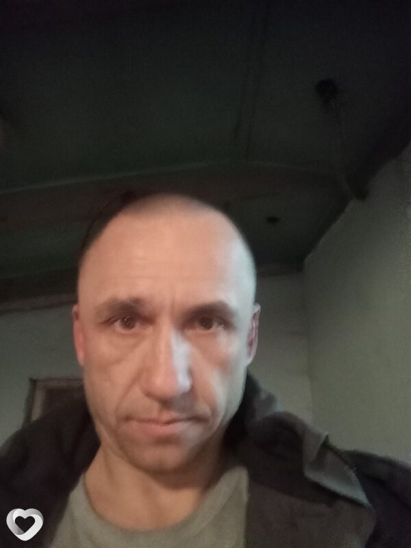 Олег, 44, Жигулевске — анкета №2045363