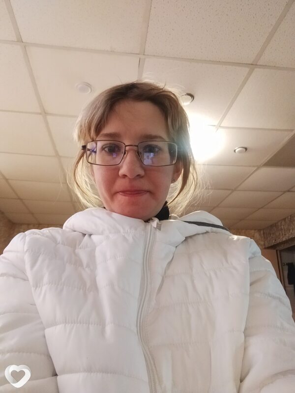 Катя, 29, Абакане — анкета №2045509
