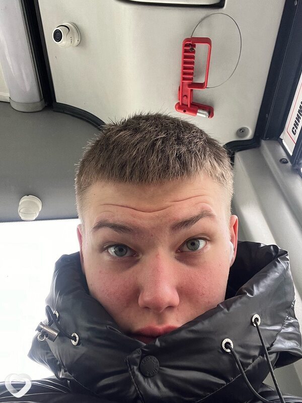 Дима, 19, Новосибирске — анкета №2045458