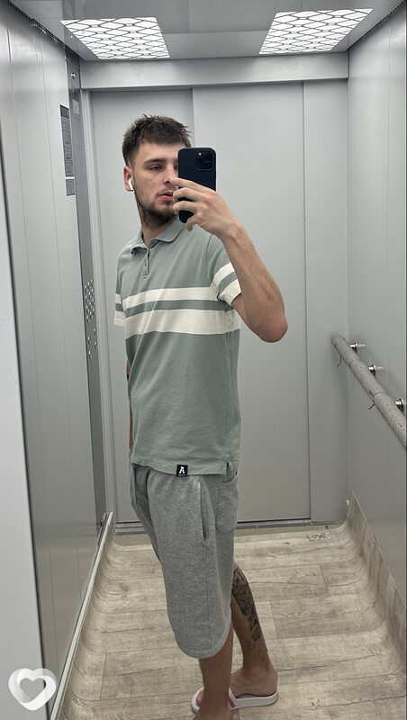 Максим, 21, Гродно — анкета №2046327