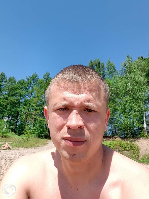 Дмитрий, 37, Белогорске — анкета №2046335