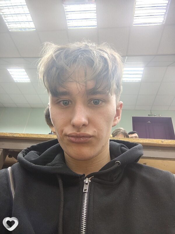 Матвей, 20, Барнауле — анкета №2046473