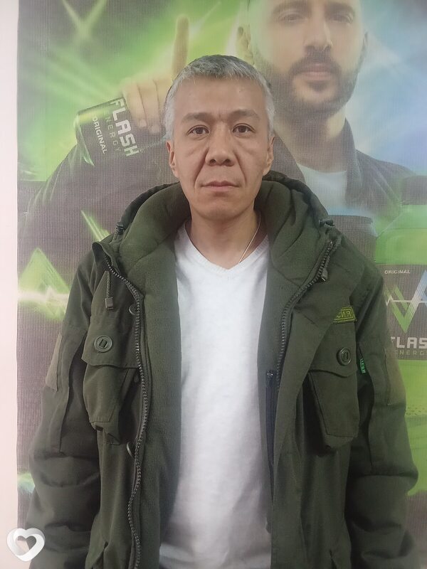 Валентин, 41, Улан-Удэ — анкета №2046452