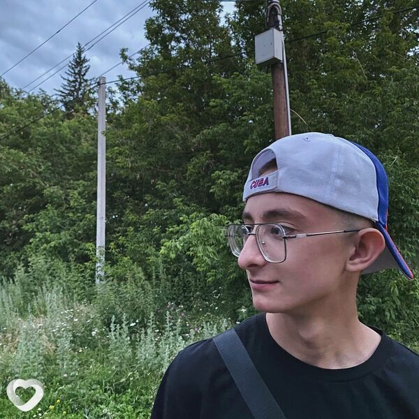 Саша, 20, Челябинске — анкета №2047107