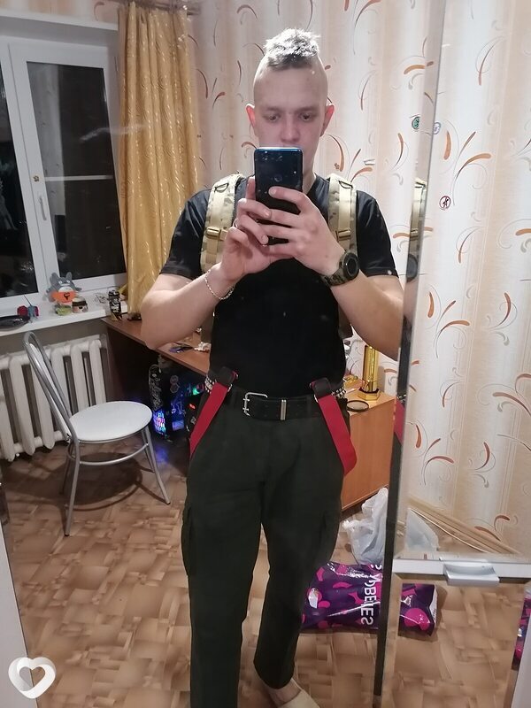 Павел, 23, Кириши — анкета №2046862