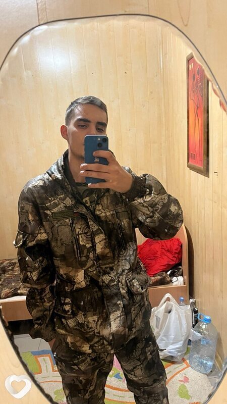 Артур, 24, Мелитополе — анкета №2048428