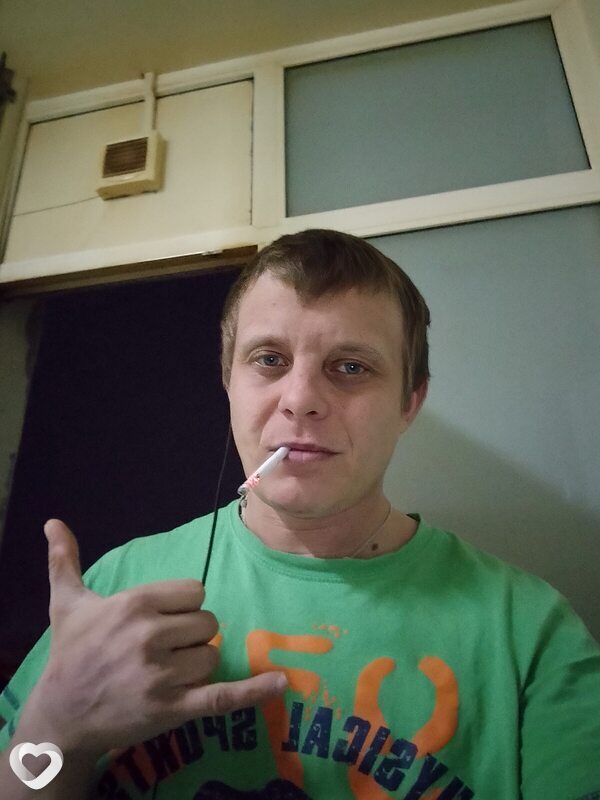 Максим, 29, Юрге — анкета №2048576