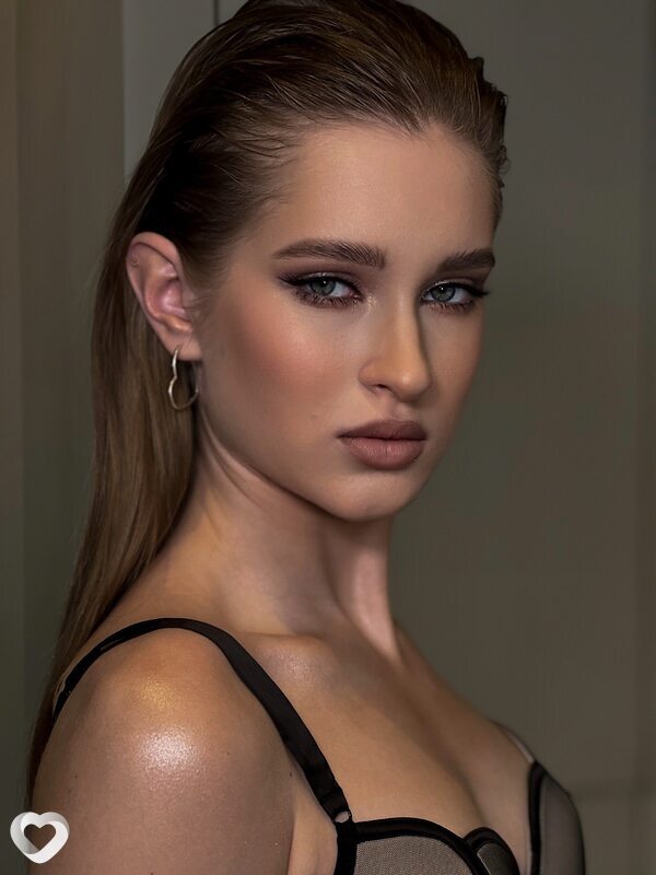 Viktoria, 19, Калининграде — анкета №2048495