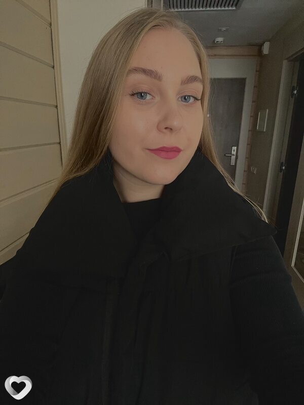 Полина, 23, Санкт-Петербурге — анкета №2049158