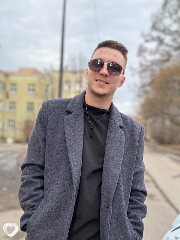 Александр, 25, Санкт-Петербурге — анкета №2048839