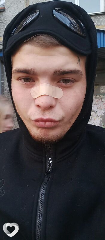 Эрик, 22, Луганске — анкета №2048938