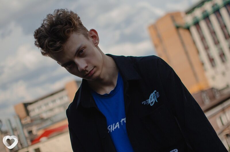 Фёдор, 21, Москве — анкета №2049561