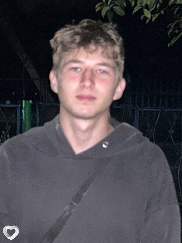 Даниил, 19, Смолевичах — анкета №2049599