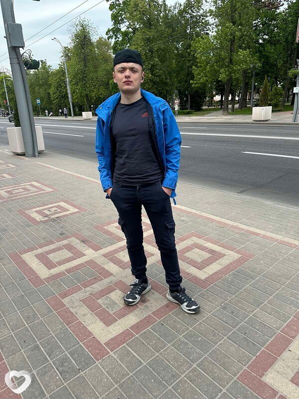 Артем, 25, Житковичах — анкета №2049772