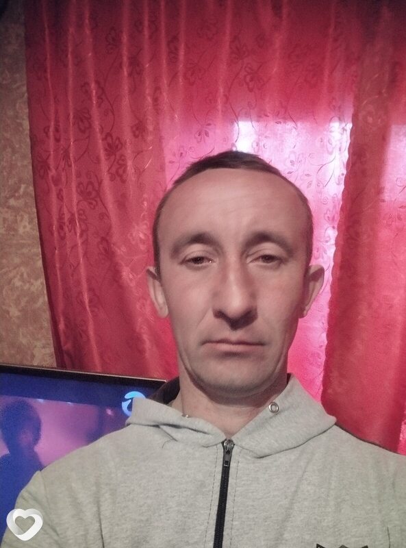 Александр, 41, Снежном — анкета №2049945