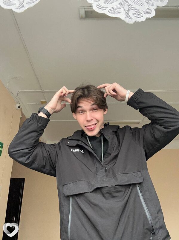 Сергей, 22, Находке — анкета №2050344