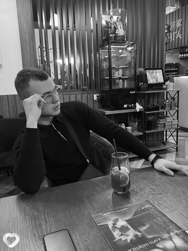 Митя, 23, Москве — анкета №2052775