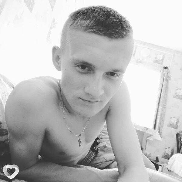 Иван, 26, Кирове — анкета №2050742
