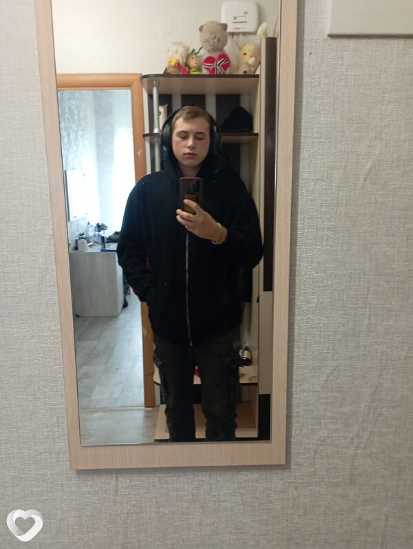 Алексей, 20, Братске — анкета №2050974