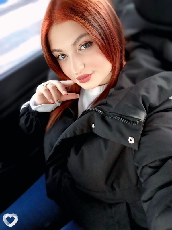 Анастасия, 20, Белове — анкета №2050993