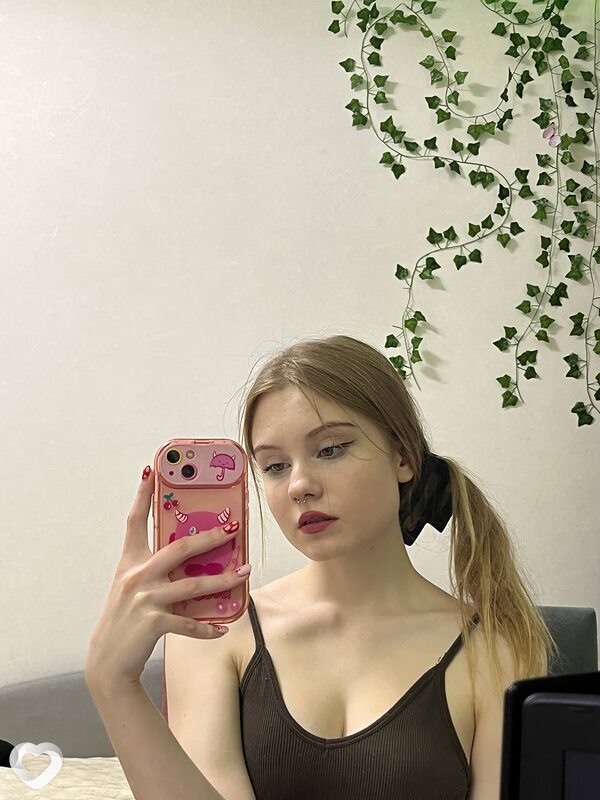 Марина, 23, Курске — анкета №2051482