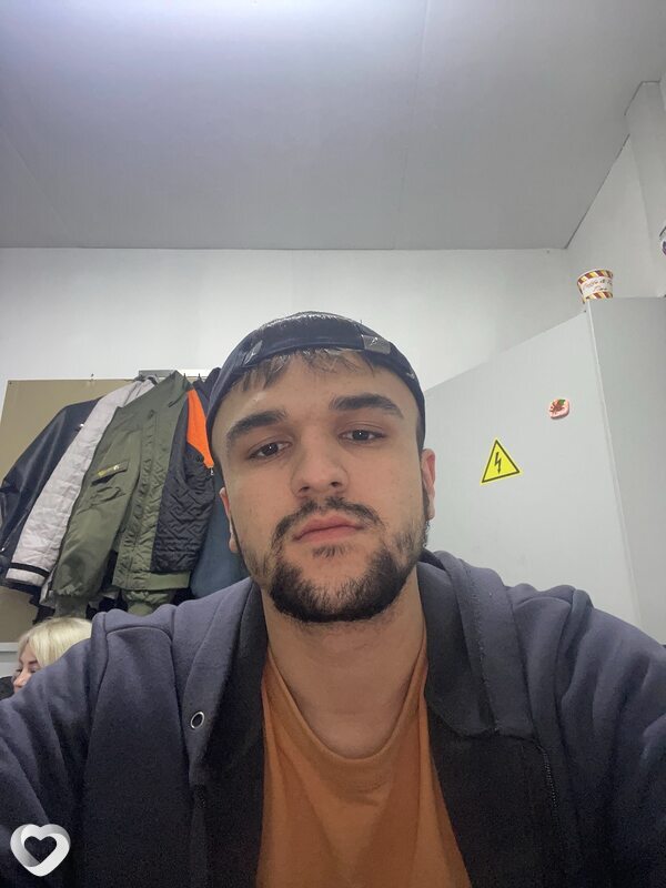 Файзик, 21, Симферополе — анкета №2051573