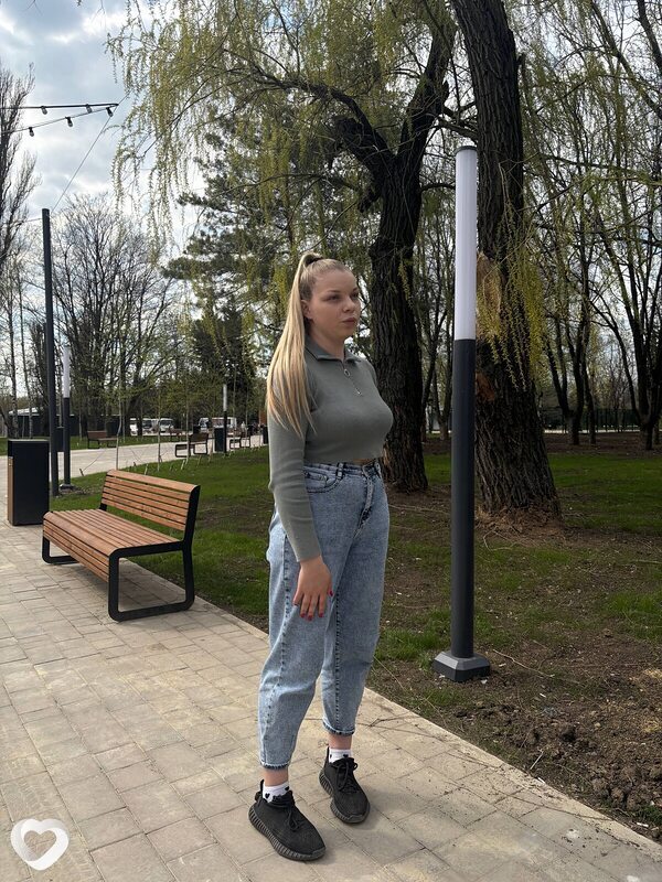 Анастасия, 24, Макеевке — анкета №2052120