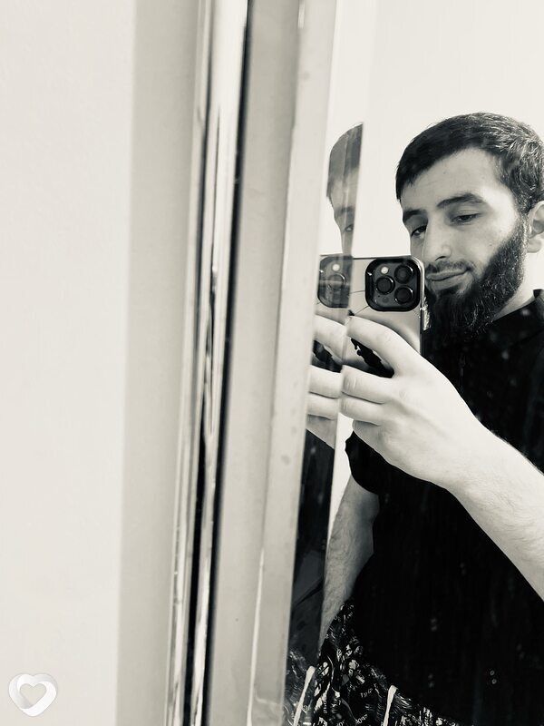 Shamshod, 21, Красноярске — анкета №2052353