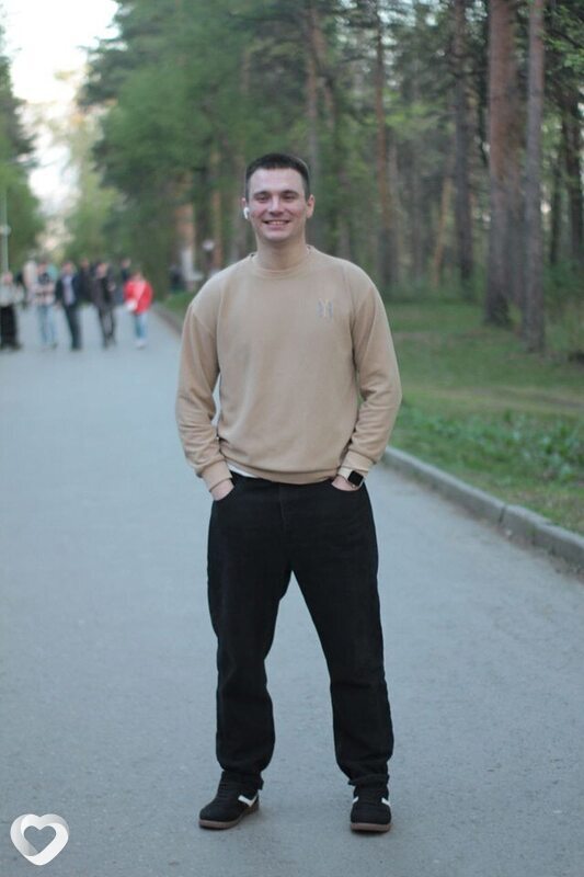 Александр, 24, Саратове — анкета №2052686