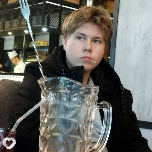 Никита, 20, Москве — анкета №2053219