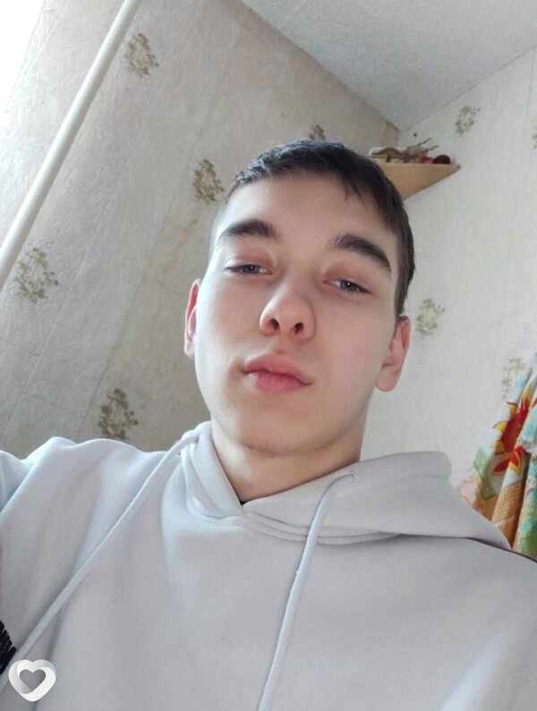 Денис, Удачный