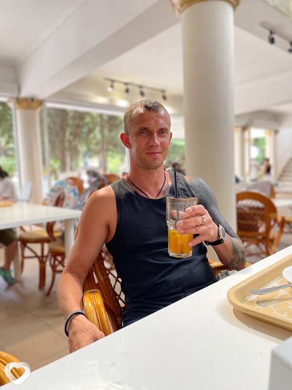 Максим, 42, Симферополе — анкета №2053641