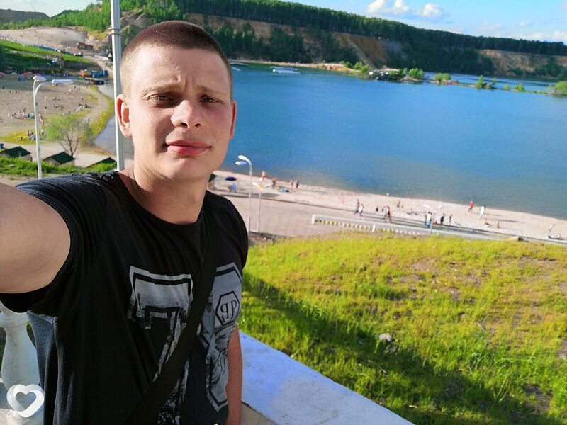 Олег, 29, Стаханове — анкета №2053899