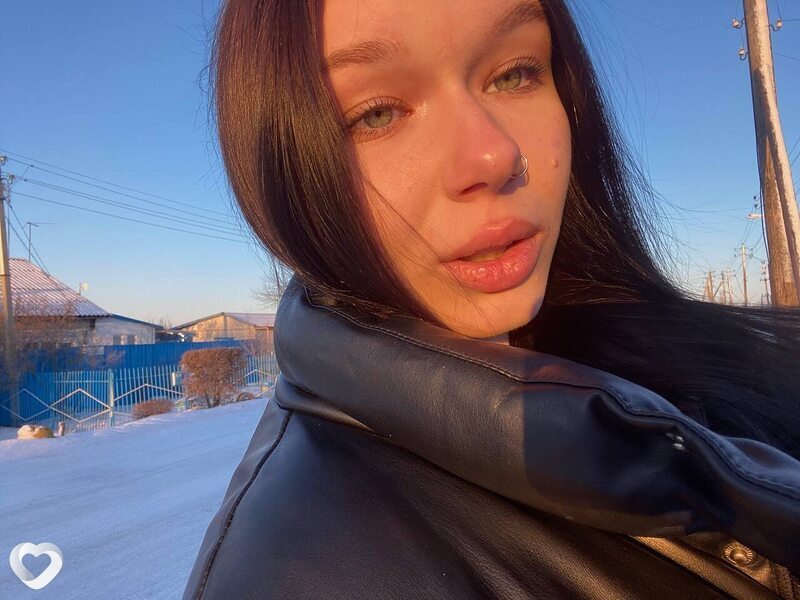 Вика, 19, Санкт-Петербурге — анкета №2054237
