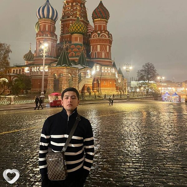 Ботир, 21, Москве — анкета №2054371
