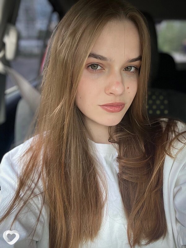 Арина, 23, Краснодаре — анкета №2054432