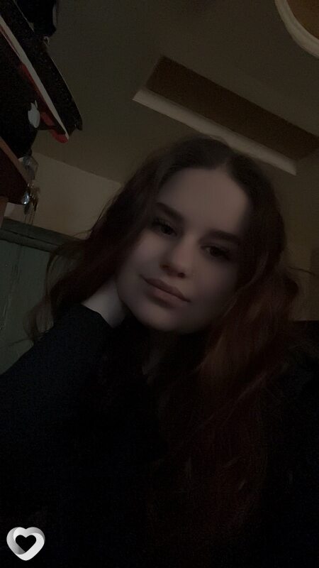 Виктория, 21, Екатеринбурге — анкета №2056354