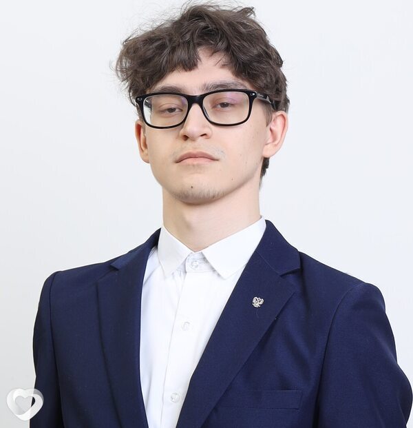 Дмитрий, 19, Екатеринбурге — анкета №2057181
