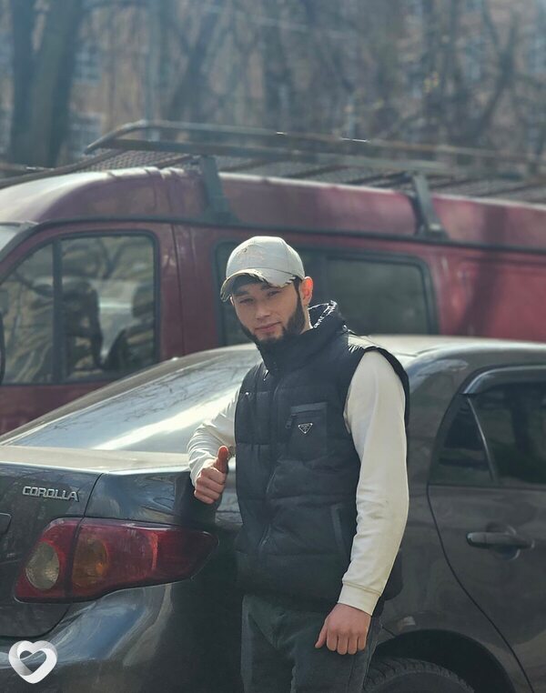 Билол, 23, Москве — анкета №2057428