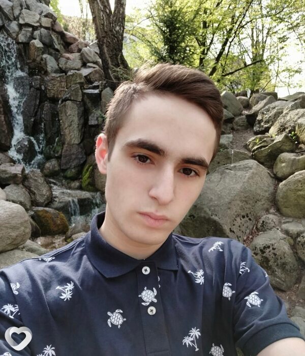 Иннокентий, 20, Пензе — анкета №2057493