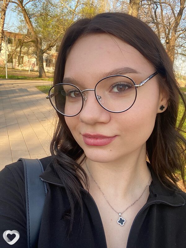 Дарья, 22, Ростове-на-Дону — анкета №2057903