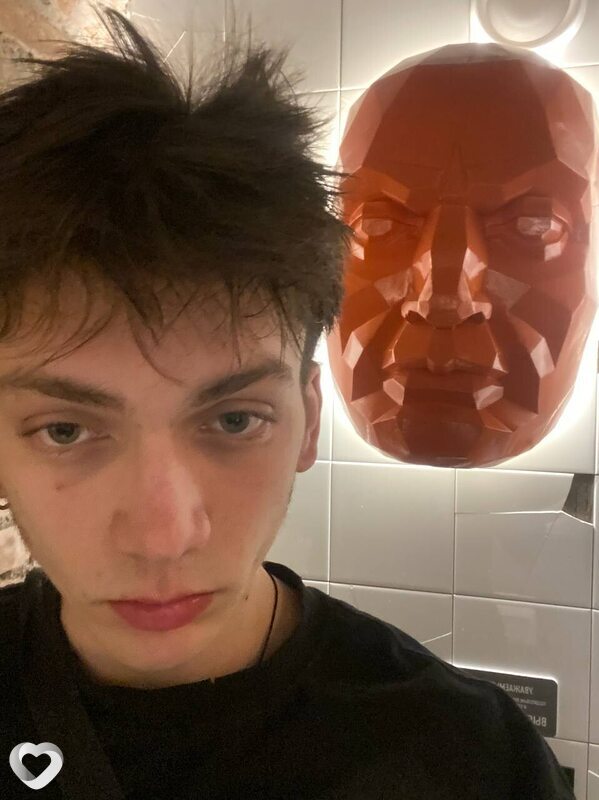 Сергей, 21, Москве — анкета №2058089