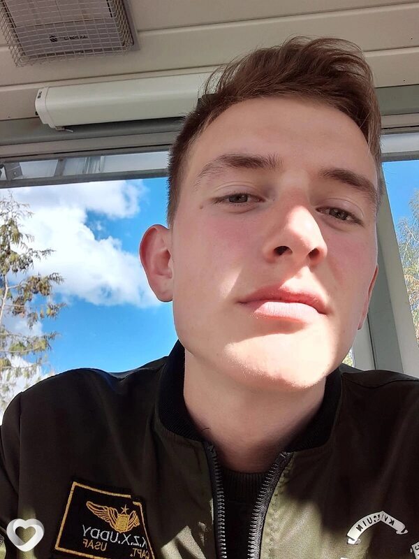 Максим, 21, Уфе — анкета №2058284